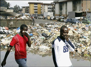 Dchets toxiques  Abidjan : des milliers de victimes
